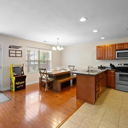 Tennessee Time Out - Entire Cottage Hot Tub, Creek, No Steep Roads Pigeon Forge Exterior foto