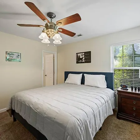 Tennessee Time Out - Entire Cottage Hot Tub, Creek, No Steep Roads Pigeon Forge Exterior foto